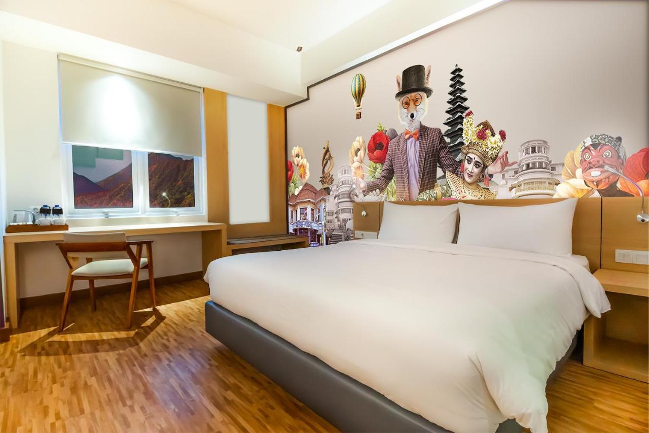 Fox Hotel Jaya Pura Eksteriør bilde