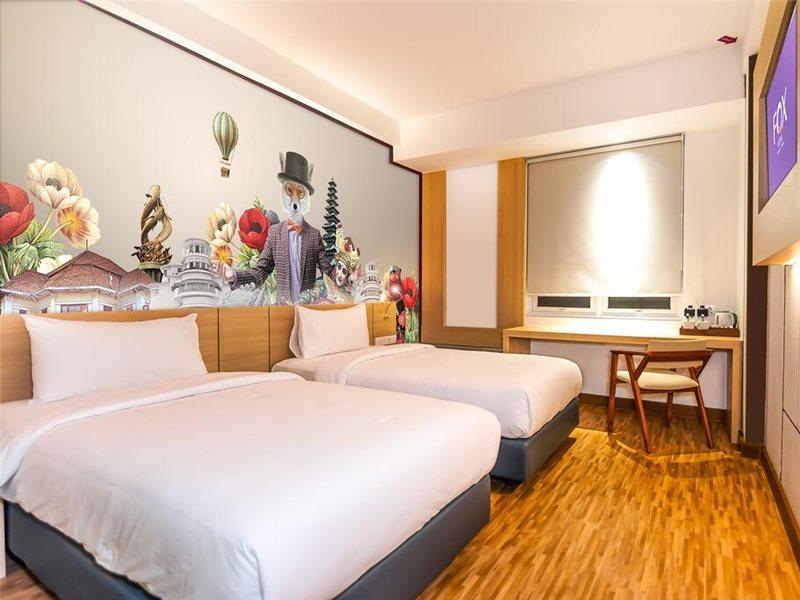 Fox Hotel Jaya Pura Eksteriør bilde