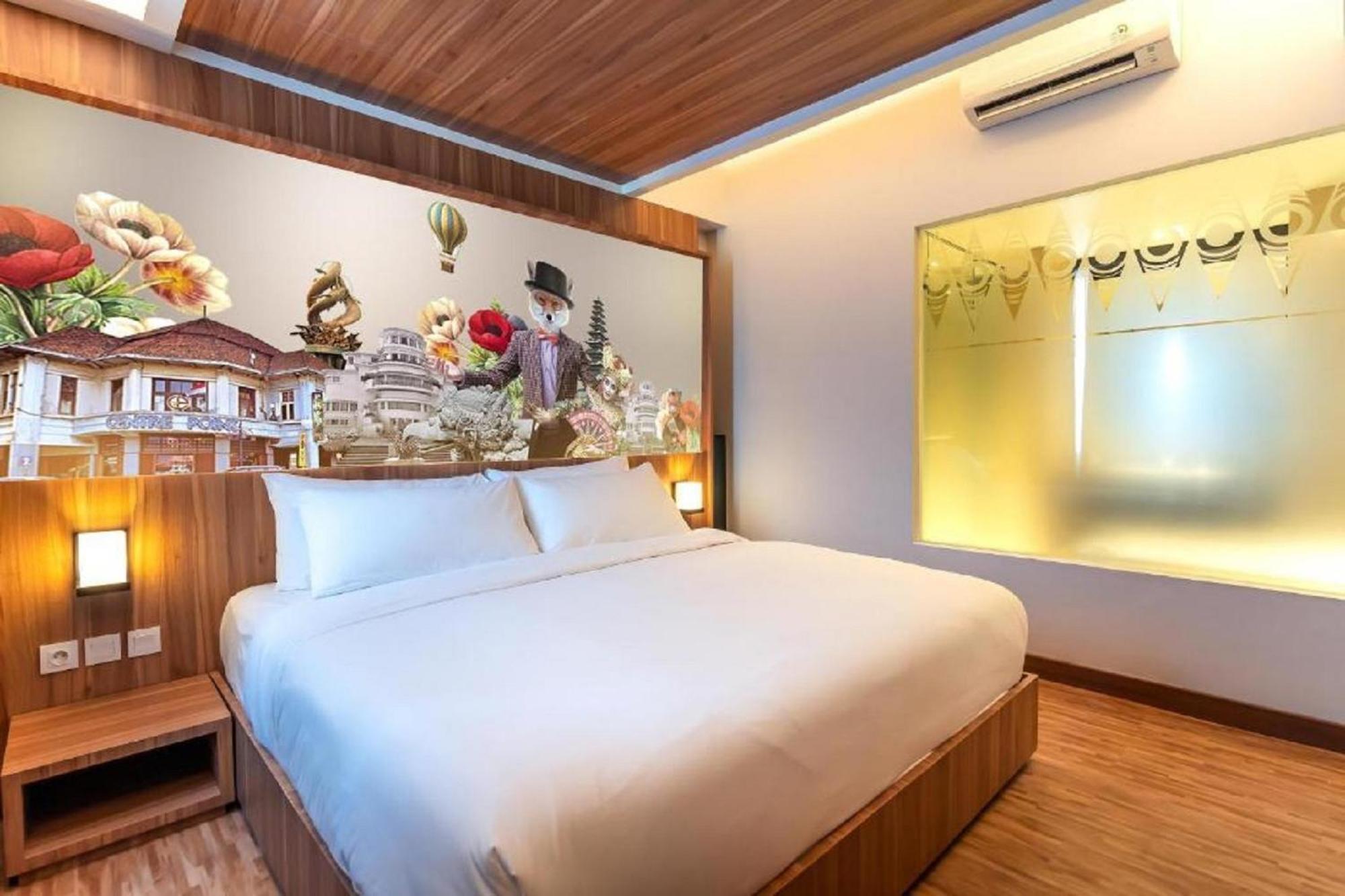 Fox Hotel Jaya Pura Eksteriør bilde