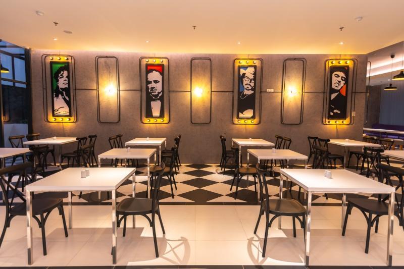 Fox Hotel Jaya Pura Eksteriør bilde
